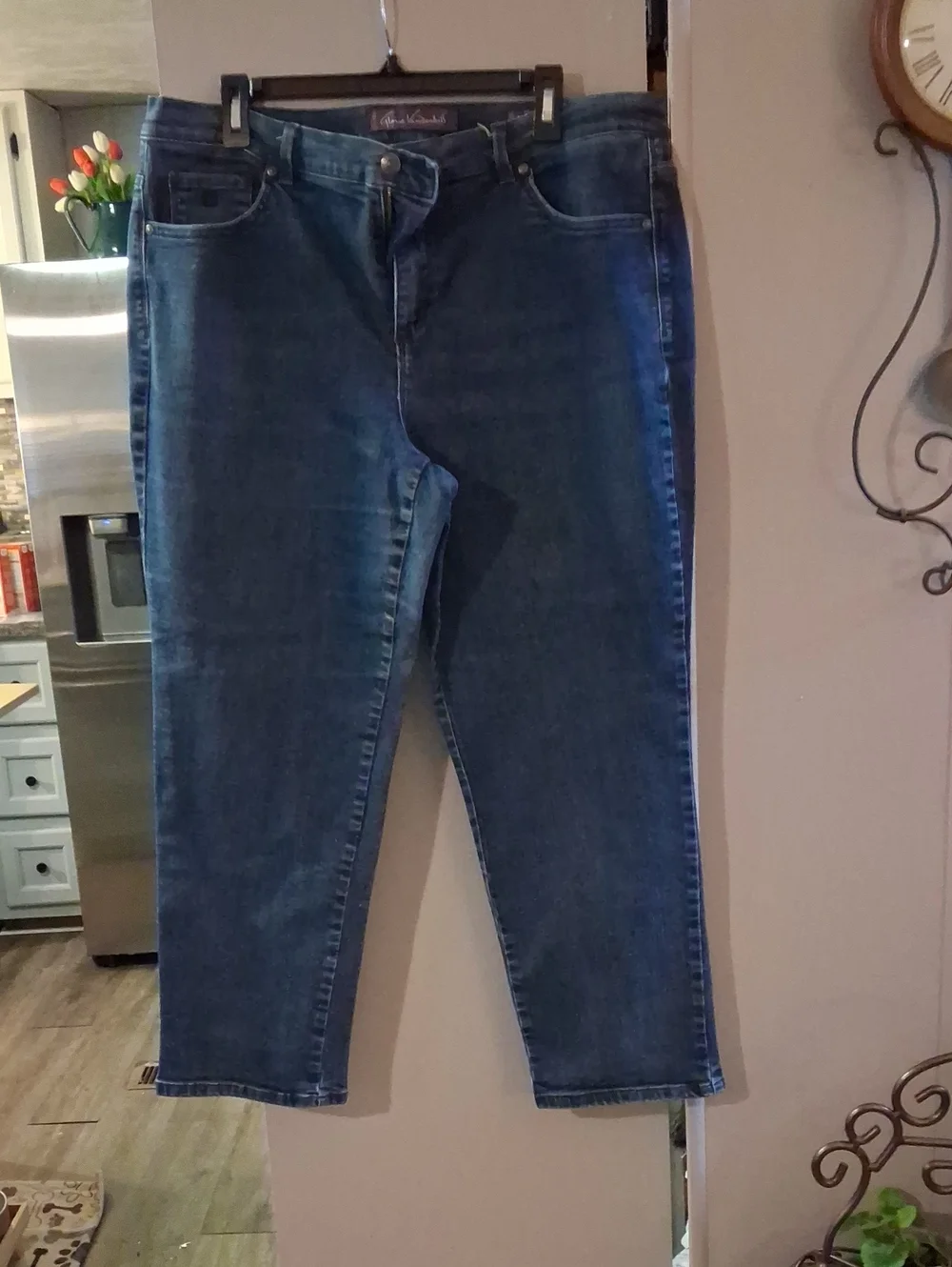 Gloria Vanderbilt ( Amanda) Women's Dark Blue Stretch Jeans.18W Short Lenght.